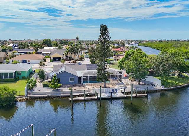 Property at 6531 Santiago Ct, Apollo Beach, FL 33572, 4 beds, 3 baths