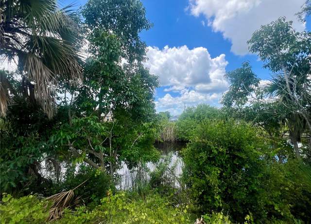 Property at 530 NW 18th Pl, Cape Coral, FL 33993