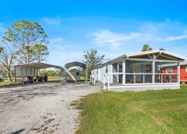 Property at 3364 N Marina Pkwy, Lake Wales, FL 33898, 2 beds, 1 bath