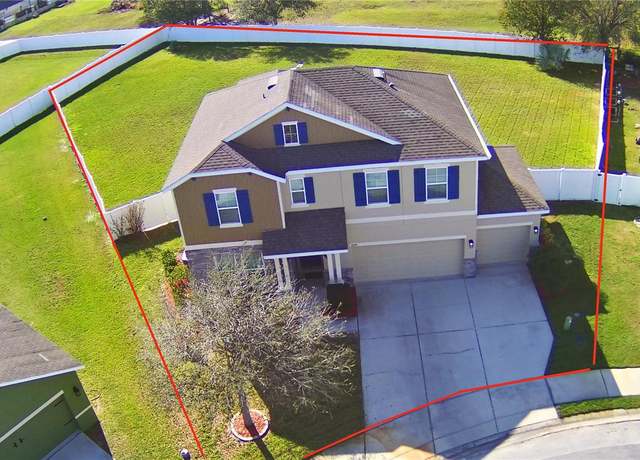 Property at 1510 Shorewood Dr, Auburndale, FL 33823, 4 beds, 3.5 baths