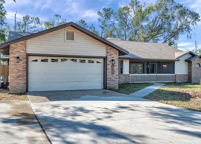Property at 9502 59th Ave E, Bradenton, FL 34202, 5 beds, 2.5 baths