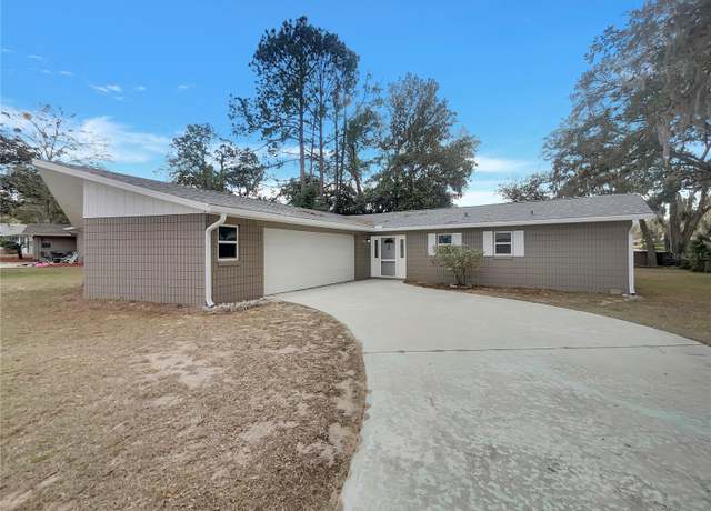 Property at 38 Emerald Ct, Ocala, FL 34472, 2 beds, 2 baths