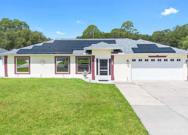 Property at 2820 Tamarind Dr, Edgewater, FL 32141, 3 beds, 2.5 baths