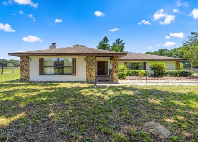 Property at 2275 SW 107th Pl, Ocala, FL 34476, 3 beds, 2 baths