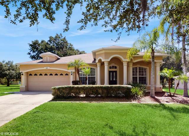 Property at 3193 Waterbridge Ln, Kissimmee, FL 34744, 4 beds, 2 baths