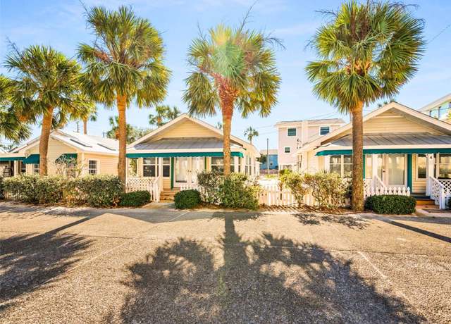 Property at 822 Gulf Blvd Unit 4-6, Indian Rocks Beach, FL 33785, 5 beds, 3 baths