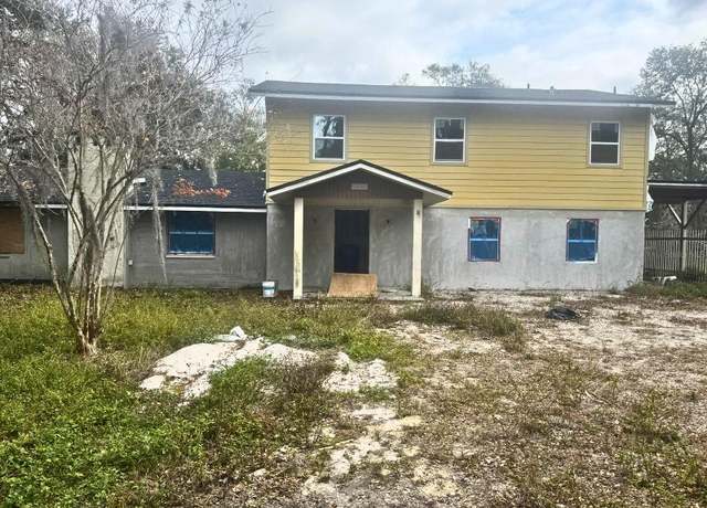 Property at 4004 27th St SE, Ruskin, FL 33570, 5 beds, 3 baths