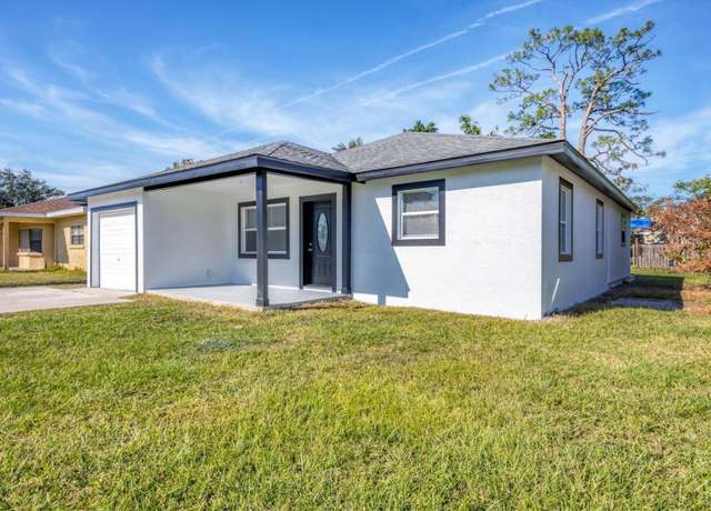 Property at 3235 Yorktown St, Sarasota, FL 34231, 3 beds, 2 baths