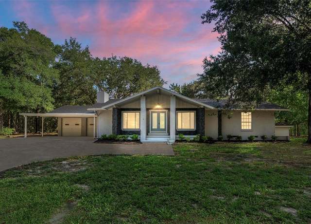 Property at 4429 Lake Griffin Rd, Lady Lake, FL 32159, 5 beds, 2 baths