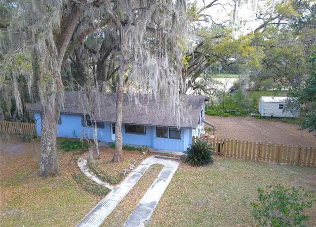Property at 3541 SE 15th Ave, Gainesville, FL 32641, 3 beds, 1 bath