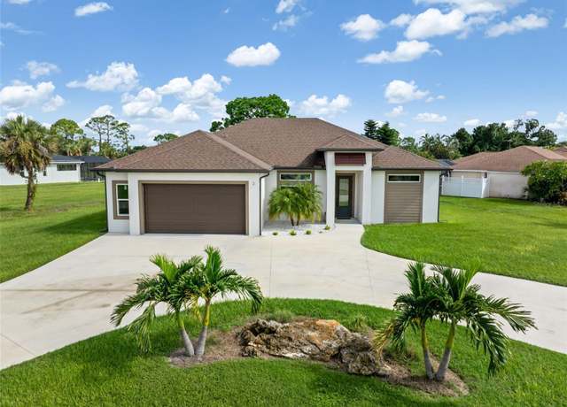 Property at 2 Sportsman Cir, Rotonda West, FL 33947, 3 beds, 2 baths