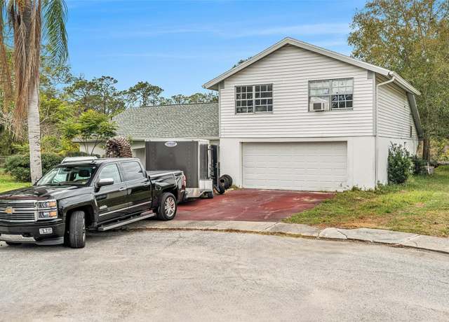 Property at 8018 Wildflower Row, Hudson, FL 34667, 4 beds, 3 baths