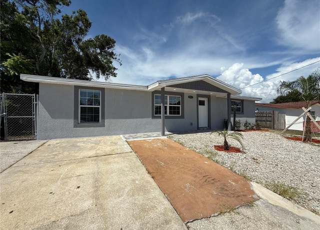 Property at 7213 Country Club Dr, Hudson, FL 34667, 3 beds, 2 baths