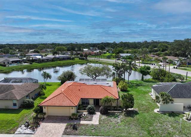 Property at 1677 Fleetwood Dr, Sarasota, FL 34232, 4 beds, 2 baths