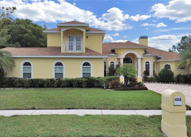 Property at 1312 Fishing Lake Dr, Odessa, FL 33556, 4 beds, 3 baths