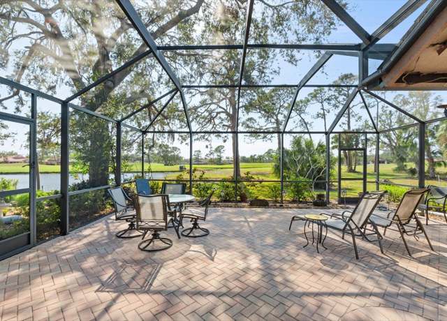 Property at 5724 Doral Dr, Sarasota, FL 34243, 3 beds, 2.5 baths