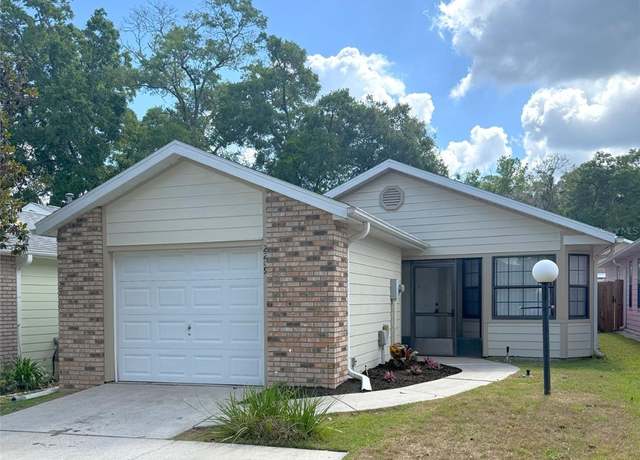 Property at 2209 NE 40th Ave, Ocala, FL 34470, 2 beds, 2 baths