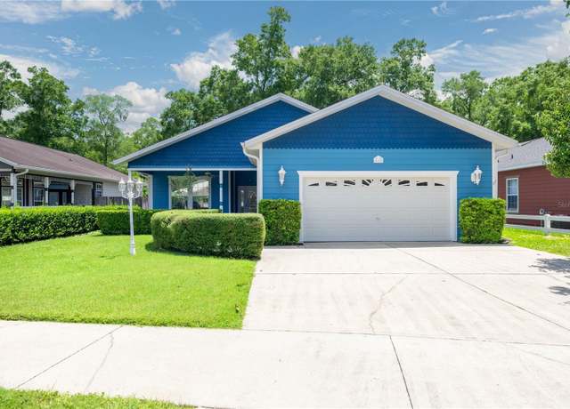 Property at 4020 NE 23rd Pl, Ocala, FL 34470, 3 beds, 2 baths