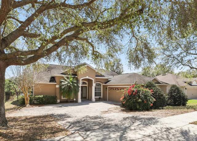 Property at 1372 Madison Ivy Cir, Apopka, FL 32712, 4 beds, 2 baths