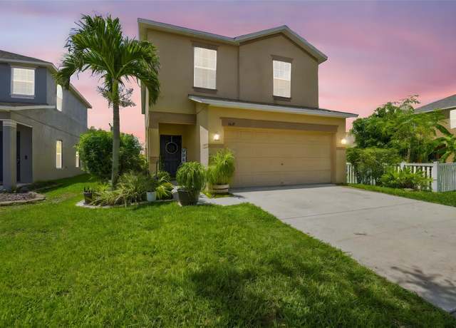 Property at 1012 Seminole Sky Dr, Ruskin, FL 33570, 4 beds, 2.5 baths