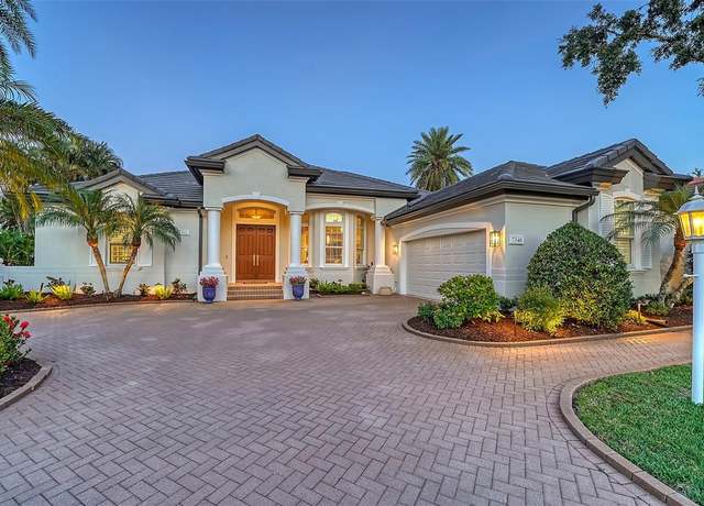 Property at 7340 Barclay Ct, University Park, FL 34201, 4 beds, 3 baths