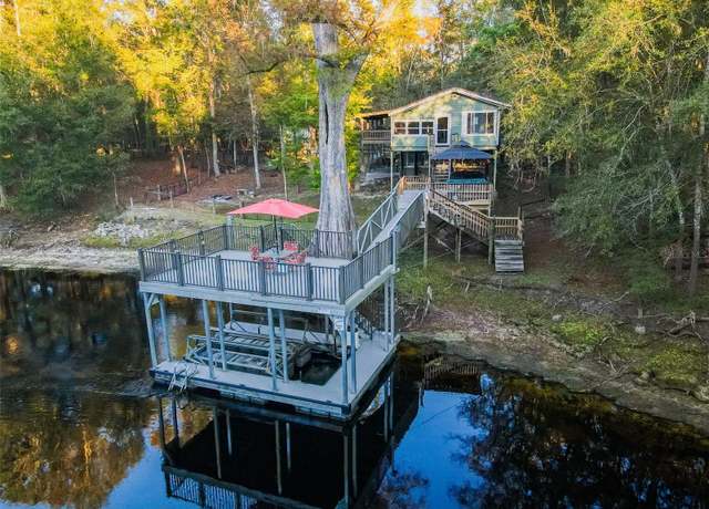 Property at 960 SW Iowa, Fort White, FL 32038, 4 beds, 2 baths