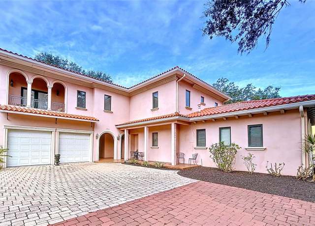 Property at 1962 Freedom Dr, Clearwater, FL 33755, 4 beds, 3.5 baths