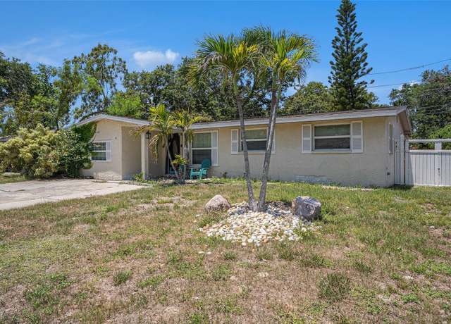 Property at 11486 92nd St N, Largo, FL 33773, 4 beds, 2 baths