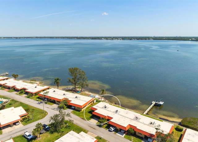 Property at 3859 Catalina Dr, Bradenton, FL 34210, 2 beds, 2 baths