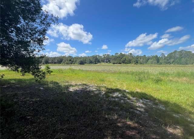 Property at 427 South Carolina St, Hawthorne, FL 32640