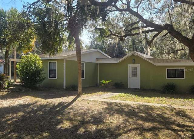 Property at 18434 SE 24th St, Silver Springs, FL 34488, 2 beds, 1 bath