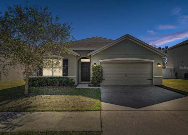 Property at 5526 Magdalene Way, Zephyrhills, FL 33541, 4 beds, 2 baths