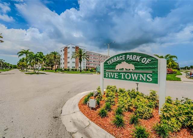 Property at 5660 80th St N Unit A303, St Petersburg, FL 33709, 2 beds, 1.5 baths