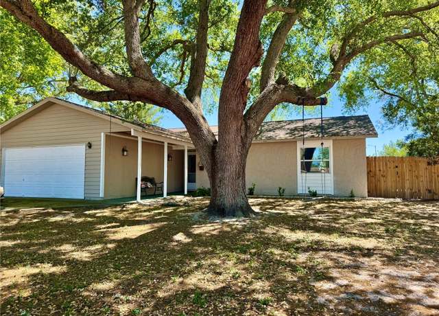 Property at 996 Willowbrook Ct, Winter Haven, FL 33884, 3 beds, 2 baths