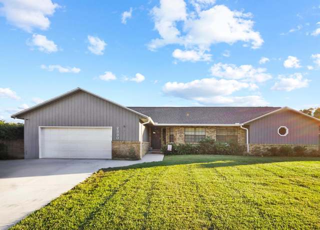 Property at 2880 SE 34th St, Ocala, FL 34471, 3 beds, 2 baths