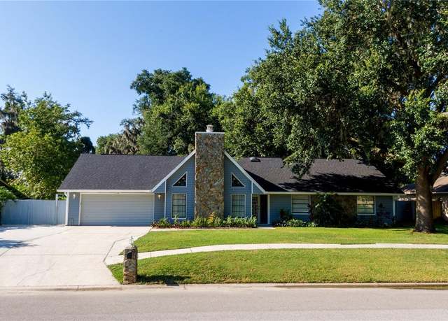 Property at 2413 Stonehill Ave, Valrico, FL 33594, 4 beds, 2.5 baths