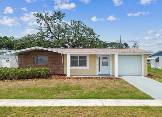 Property at 5033 Tammy Ln, Holiday, FL 34690, 2 beds, 1 bath