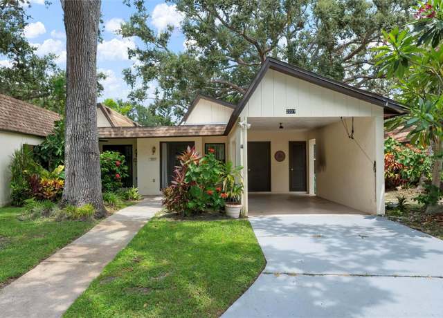 Property at 2227 Circlewood Dr #52, Sarasota, FL 34231, 2 beds, 2 baths