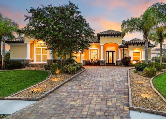 Property at 23 Eagle View Dr, Palm Coast, FL 32137, 4 beds, 3 baths