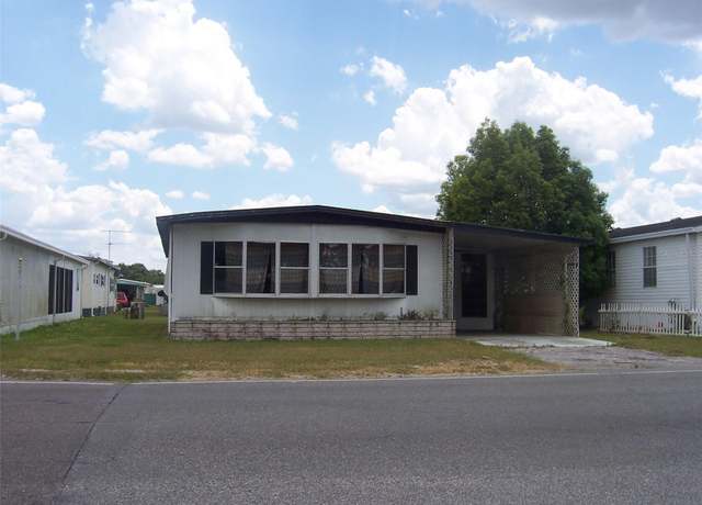 Property at 6967 Fort King Rd, Zephyrhills, FL 33541, 2 beds, 2 baths