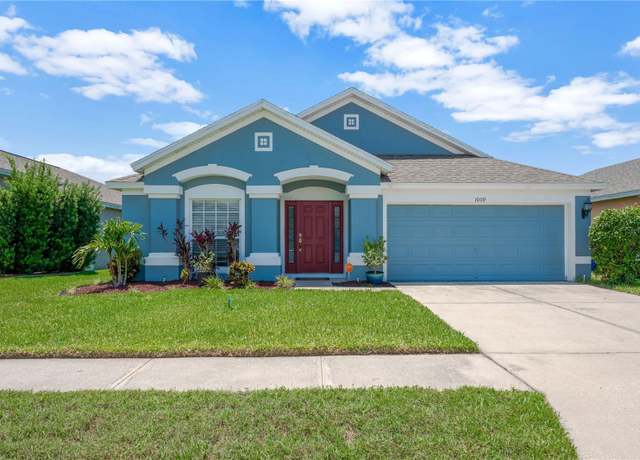 Property at 1009 Summer Breeze Dr, Brandon, FL 33511, 4 beds, 2 baths