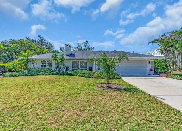 Property at 605 Valencia Rd, Venice, FL 34285, 3 beds, 2 baths