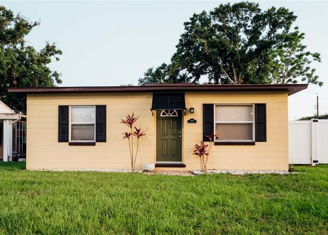 Property at 920 Timor Ave, Orlando, FL 32804, 2 beds, 1 bath
