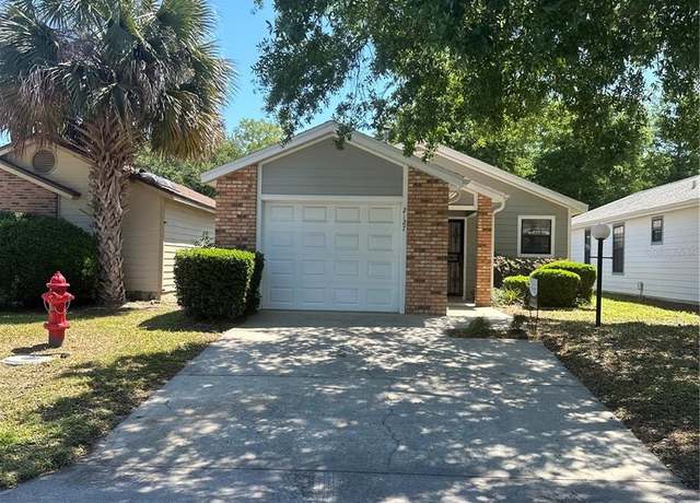 Property at 2127 N.e. 40th Ave, Ocala, FL 34470, 2 beds, 2 baths
