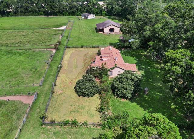 Property at 20530 SW 5th Pl, Dunnellon, FL 34431, 6 beds, 4 baths