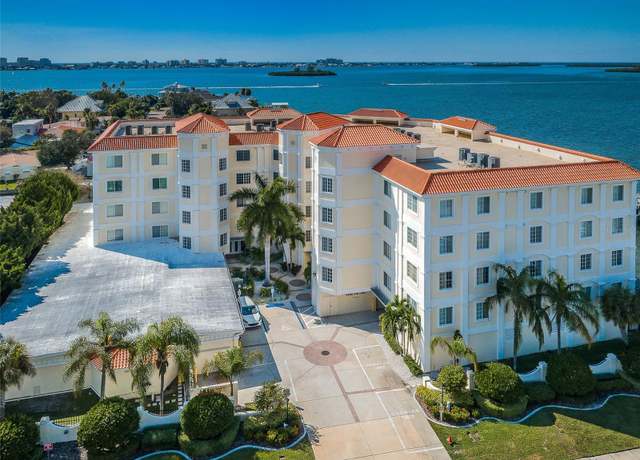 Property at 1860 N Fort Harrison Ave #104, Clearwater, FL 33755, 3 beds, 2 baths