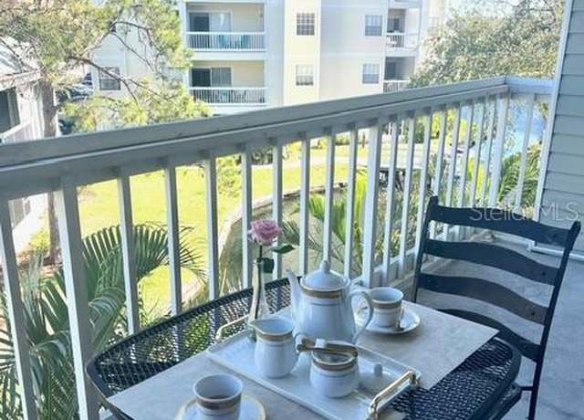 Property at 6826 Stones Throw Cir N #11305, St Petersburg, FL 33710, 2 beds, 2 baths