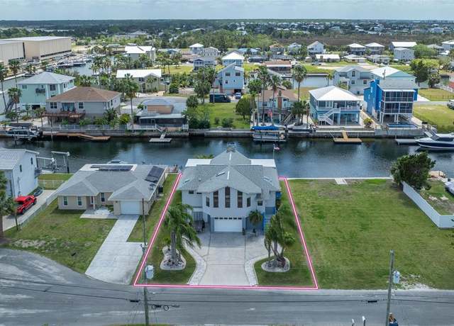 Property at 4290 Carlos Ct, Hernando Beach, FL 34607, 3 beds, 2 baths