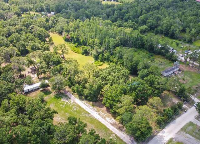 Property at 10644 Pathfinder Trl, Lakeland, FL 33809, 4 beds, 2 baths