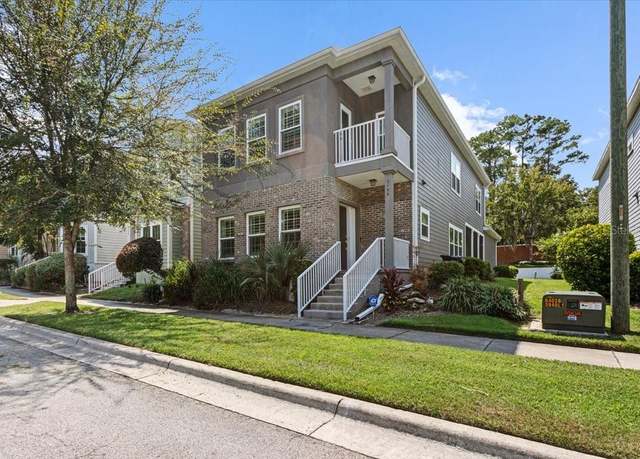 Property at 3450 SW 74th Way, Gainesville, FL 32608, 3 beds, 2.5 baths